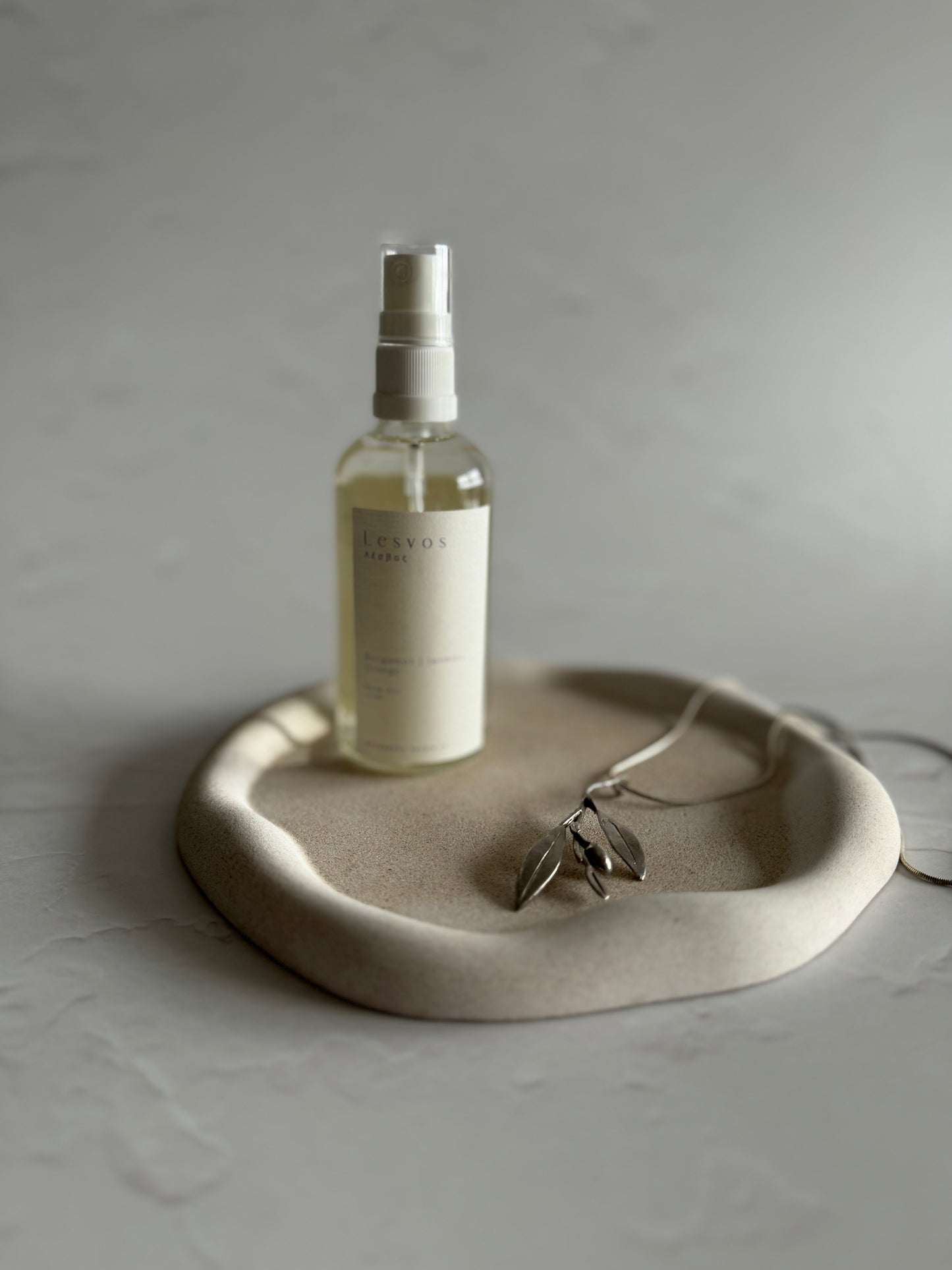 nefos stone cloud tray
